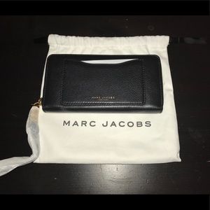 Marc Jacobs Bags - Marc Jacobs Recruit Ladies Wallet Marc Jacobs Bags - Marc Jacobs Recruit Ladies Wallet